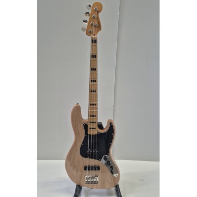 SQUIER Classic Vibe Jazz Bass '70S  Natural Occasion